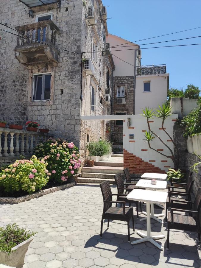 Ferienwohnung **Stone House ** Trogir Center ** Old Town Exterior foto