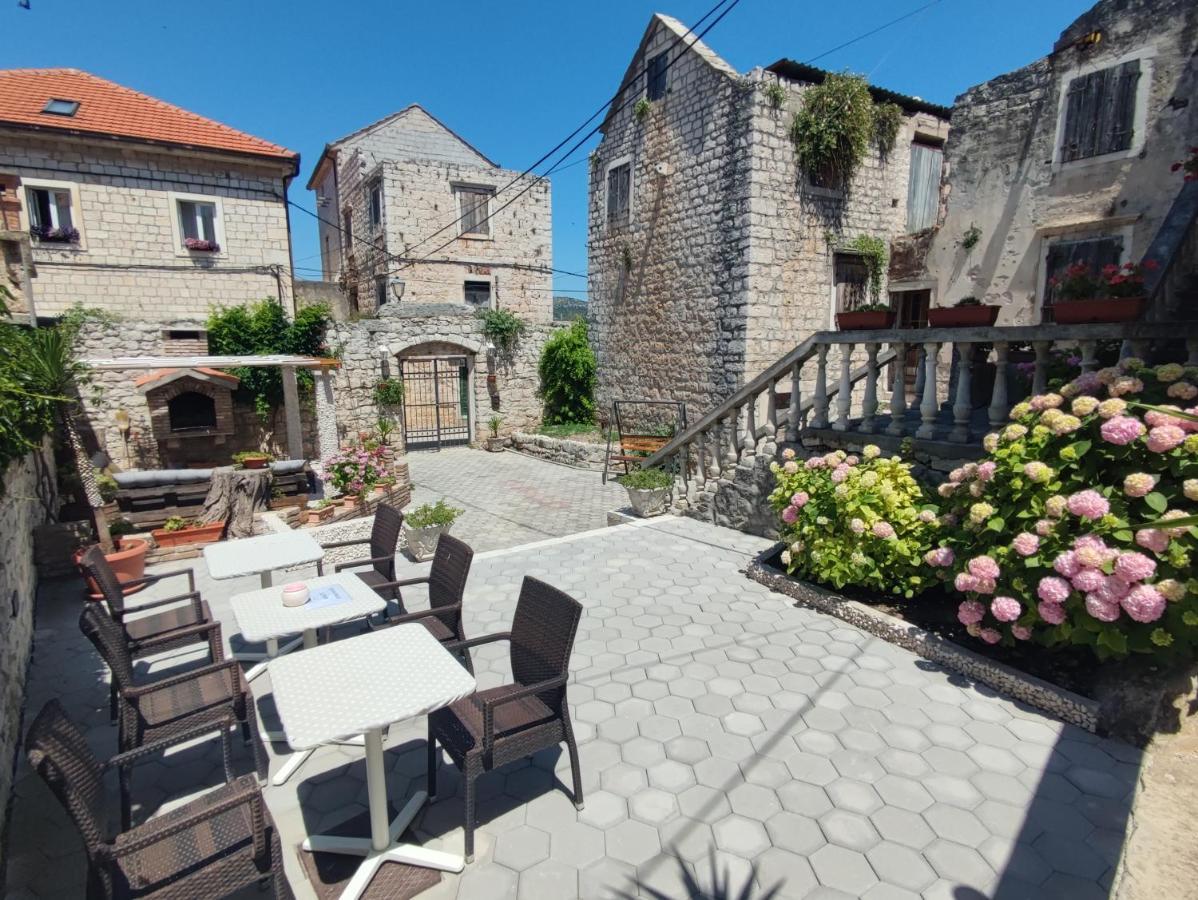 Ferienwohnung **Stone House ** Trogir Center ** Old Town Exterior foto